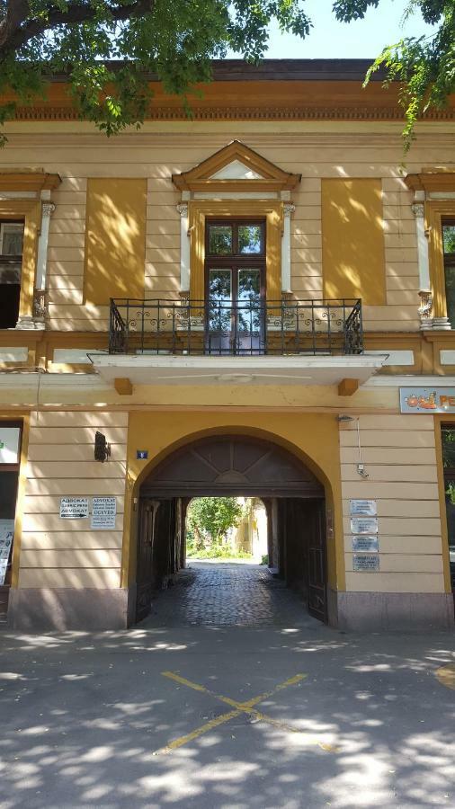 Center Apartment Dunja Subotica Exterior foto